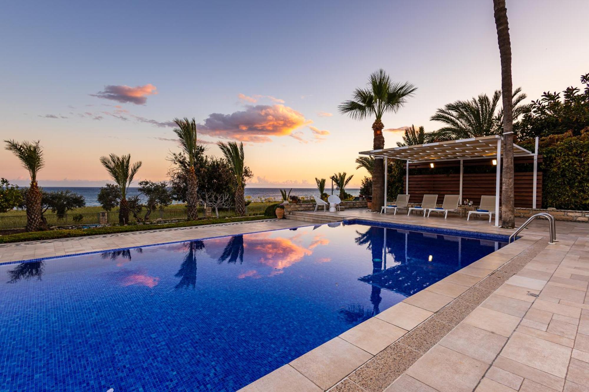 Villa Chrysta Agios Theodoros Exteriér fotografie