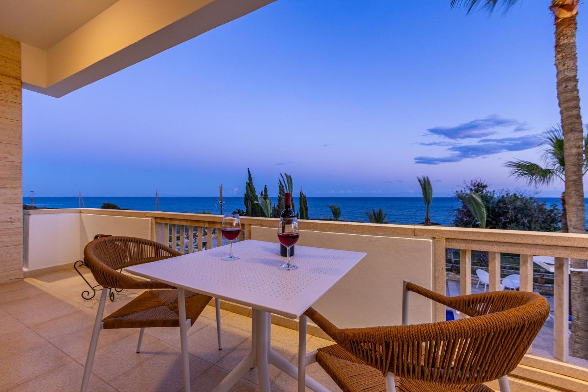 Villa Chrysta Agios Theodoros Exteriér fotografie