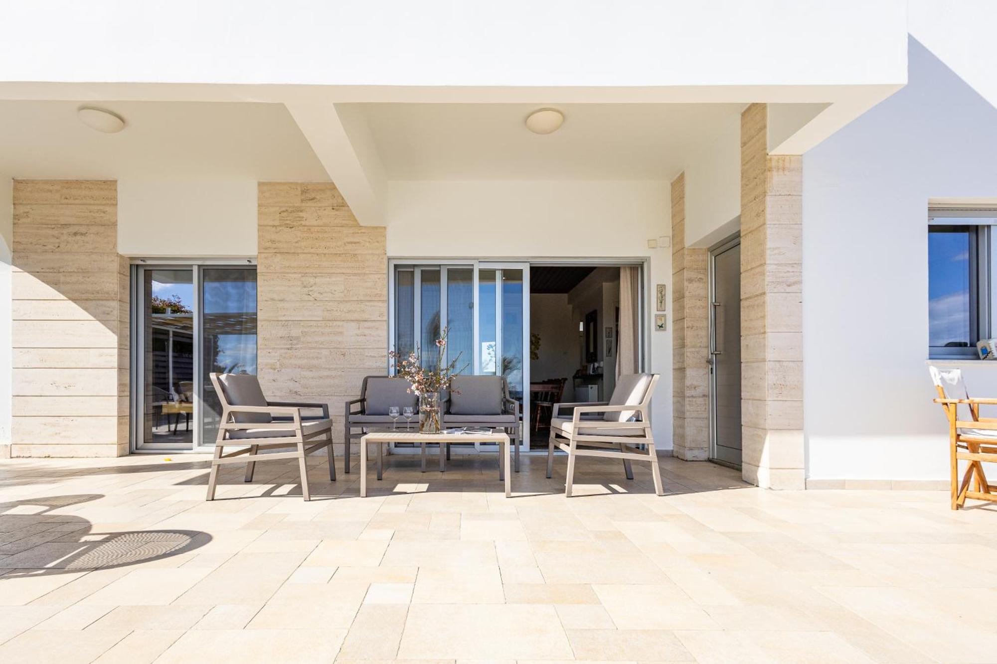 Villa Chrysta Agios Theodoros Exteriér fotografie